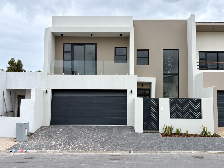 4 Bedroom Property for Sale in Sandown Western Cape